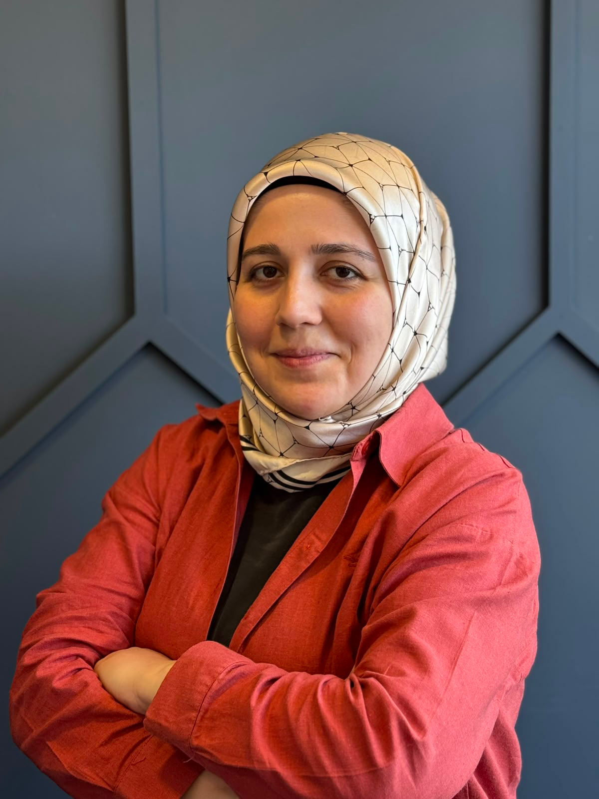 Uzm. Dt. Esma Nur Karanfil Okutan